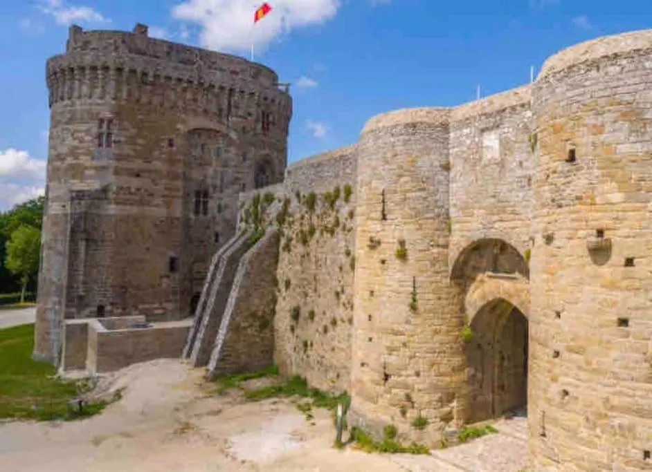 Appartement En Plein Coeur Historique De Dinan