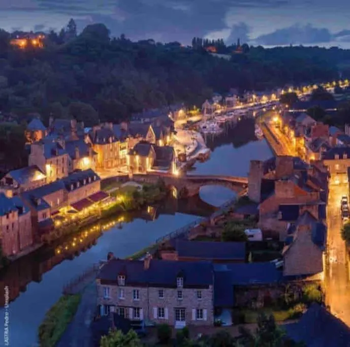 Appartement En Plein Coeur Historique De Dinan